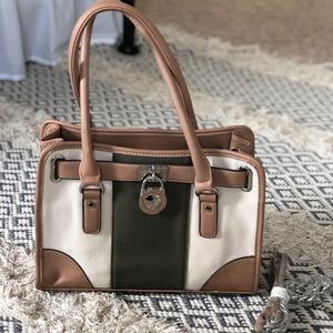 Charming Charlie satchel